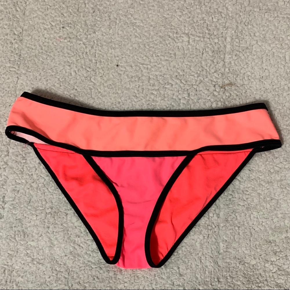 BIKINI BOTTOMS